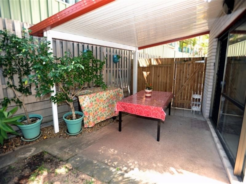 5 Jubilee Avenue, Broadbeach QLD 4218