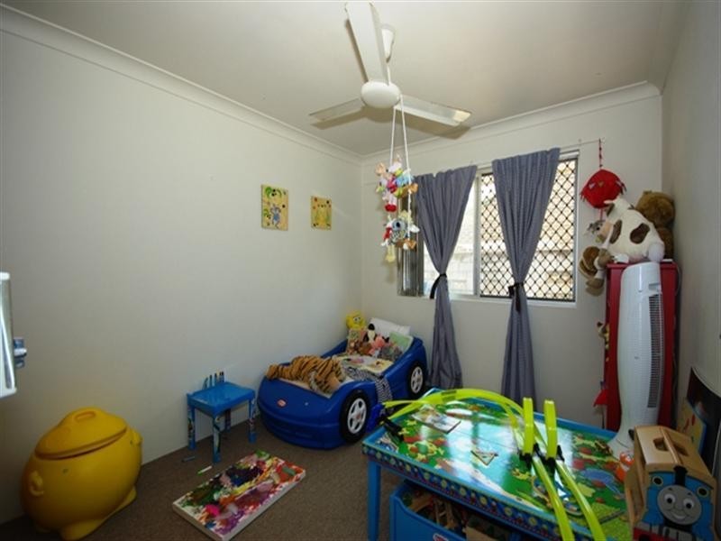 1/5 Pheasant Court, Miami QLD 4220