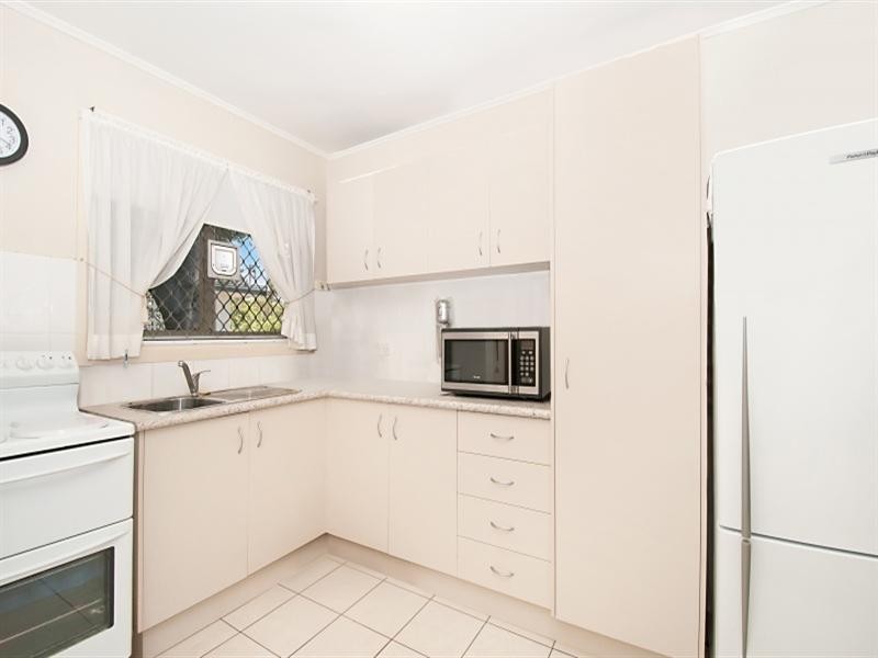 26 Venice Street, Mermaid Beach QLD 4218