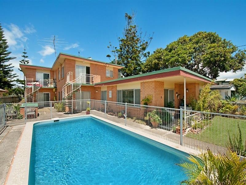 26 Venice Street, Mermaid Beach QLD 4218