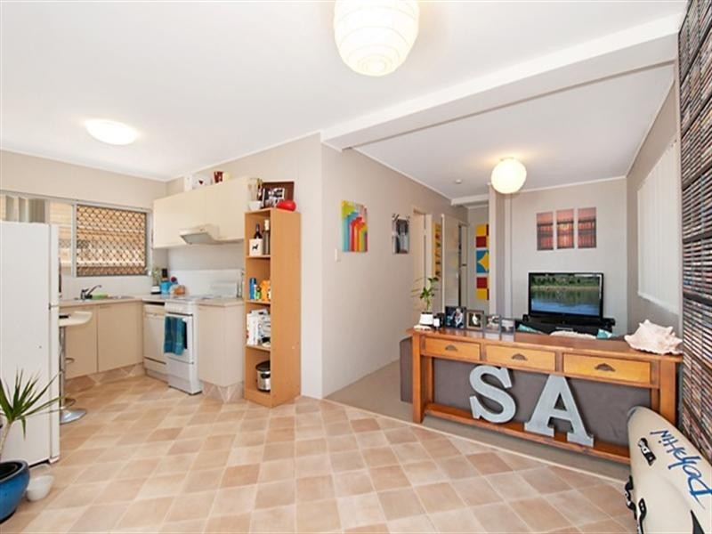 372 The Esplanade, Palm Beach QLD 4221