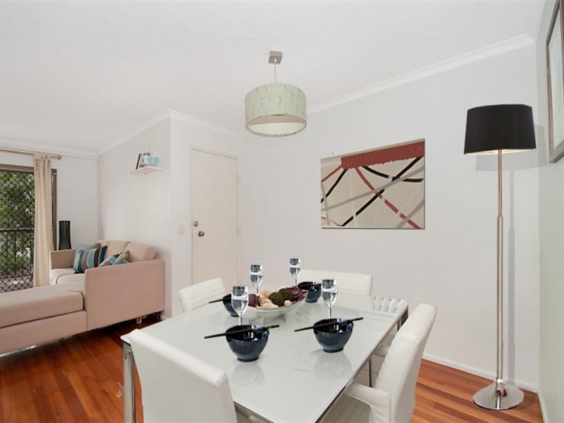 2/26 Albatross Avenue, Mermaid Beach QLD 4218