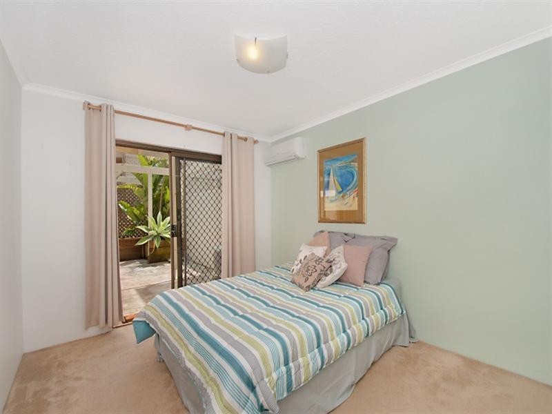 2/26 Albatross Avenue, Mermaid Beach QLD 4218