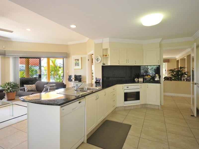 53 ‘Surfers Waters’ 40 Cotlew Street East, Southport QLD 4215