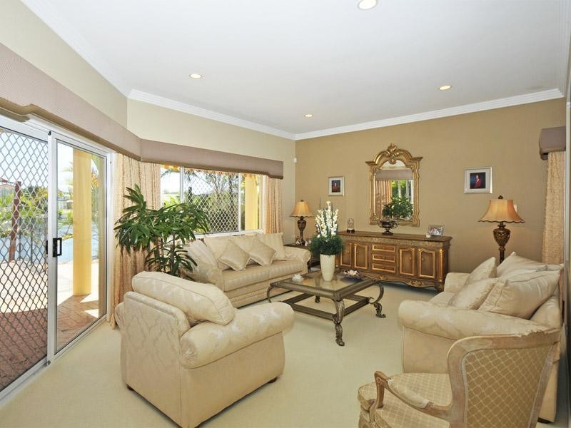 53 ‘Surfers Waters’ 40 Cotlew Street East, Southport QLD 4215