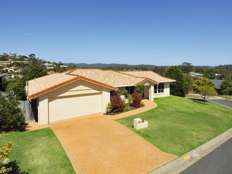 6 Wyara Close, Elanora QLD 4221