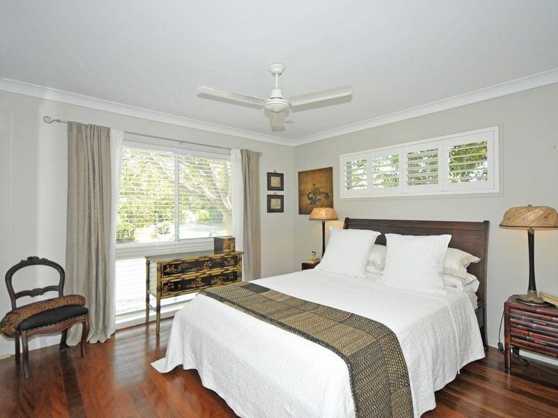 18 Alinjarra Drive, Tugun QLD 4224