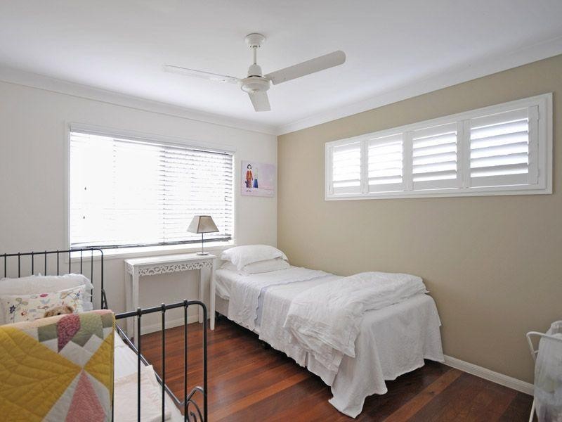 18 Alinjarra Drive, Tugun QLD 4224