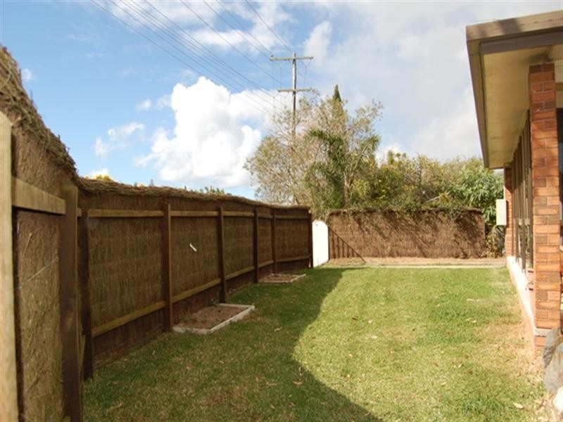 2 Blackwood Place, Palm Beach QLD 4221