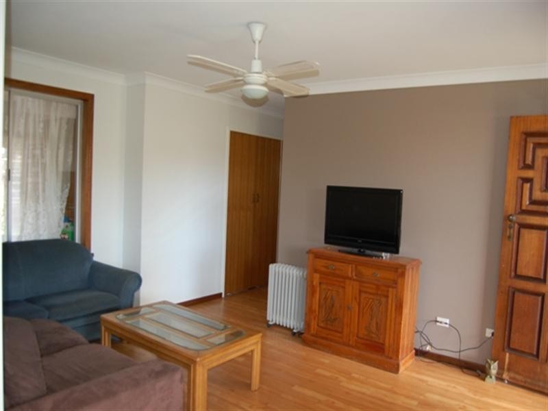 2 Blackwood Place, Palm Beach QLD 4221