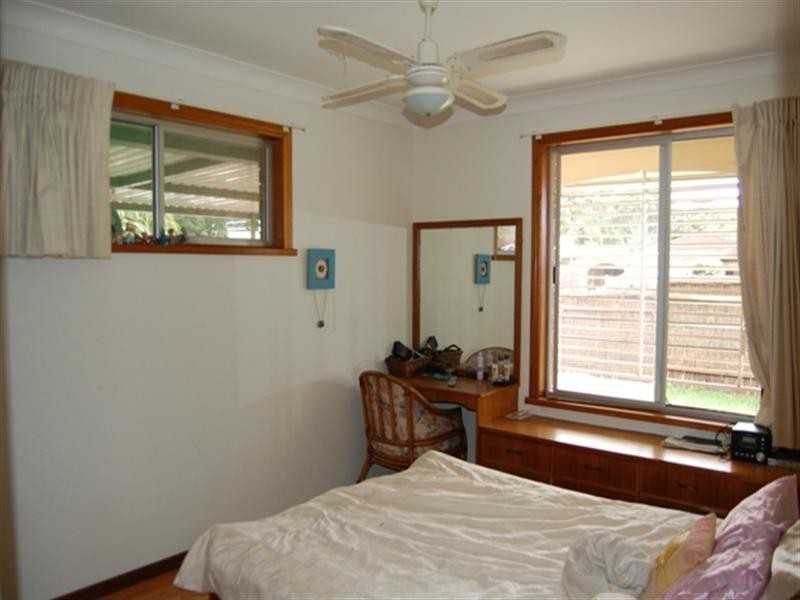 2 Blackwood Place, Palm Beach QLD 4221