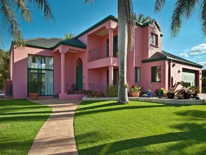 140 “Surfers Waters” 40 Cotlew St E, Southport QLD 4215