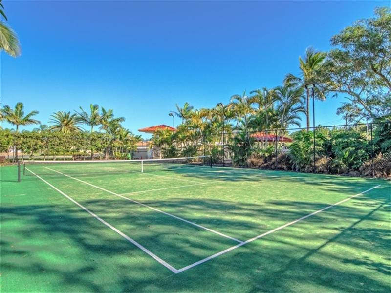 140 “Surfers Waters” 40 Cotlew St E, Southport QLD 4215