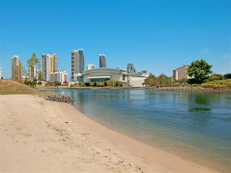 145 Allambi Avenue, Broadbeach Waters QLD 4218