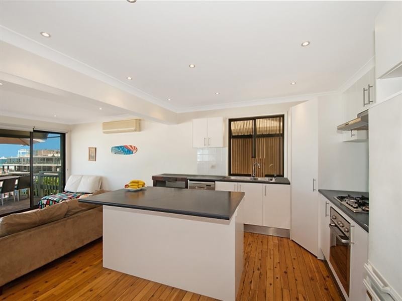 754 Pacific Parade, Currumbin QLD 4223