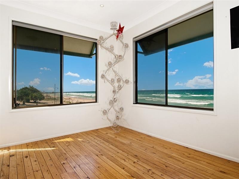 754 Pacific Parade, Currumbin QLD 4223