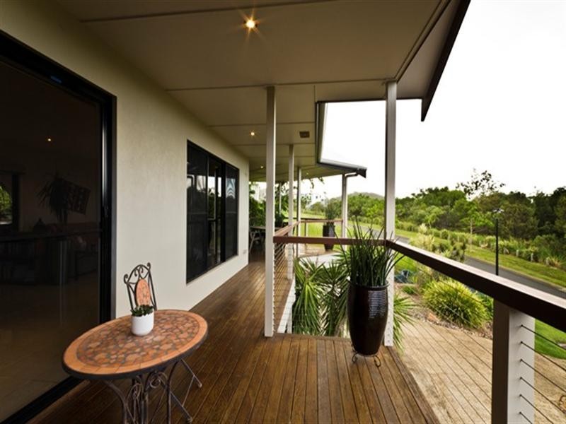 8 Culgoora Crescent, Reedy Creek QLD 4227