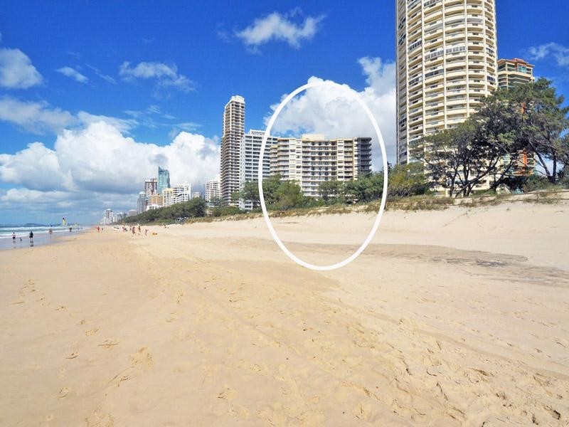 Apartment 9E ‘Beachpoint’ 3277 Surfers Paradise Boulevard, Surfers Paradise QLD 4217