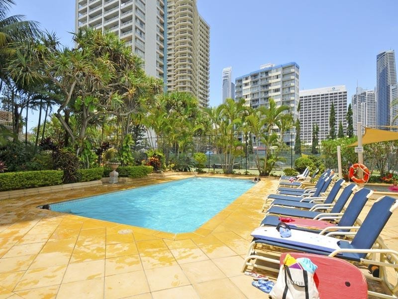 Apartment 9E ‘Beachpoint’ 3277 Surfers Paradise Boulevard, Surfers Paradise QLD 4217