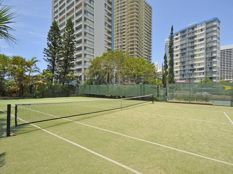 Apartment 9E ‘Beachpoint’ 3277 Surfers Paradise Boulevard, Surfers Paradise QLD 4217