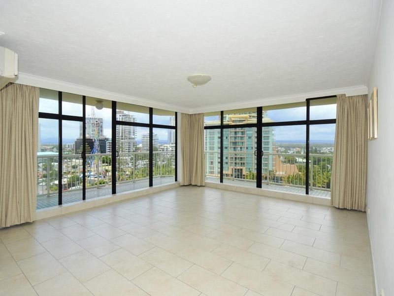 Apartment 9E ‘Beachpoint’ 3277 Surfers Paradise Boulevard, Surfers Paradise QLD 4217