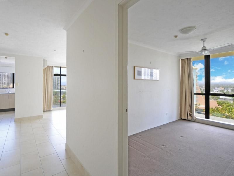 Apartment 9E ‘Beachpoint’ 3277 Surfers Paradise Boulevard, Surfers Paradise QLD 4217