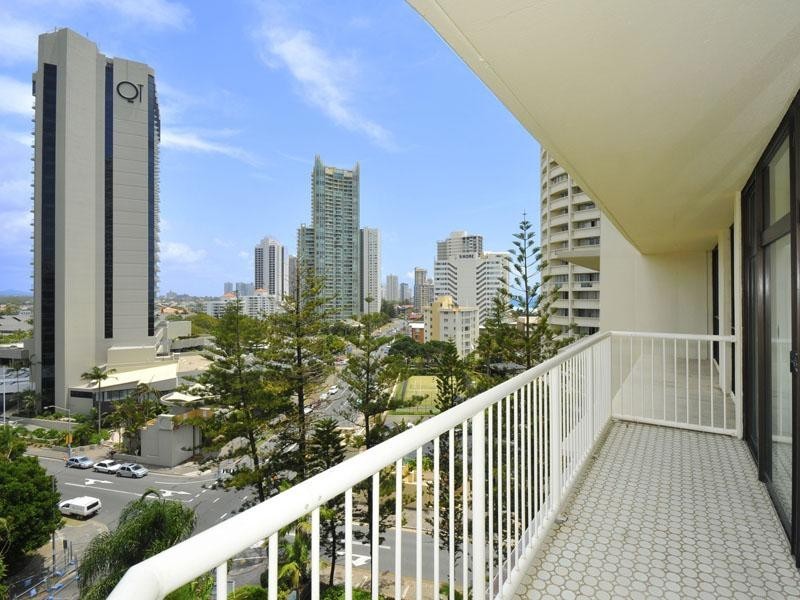 Apartment 9E ‘Beachpoint’ 3277 Surfers Paradise Boulevard, Surfers Paradise QLD 4217