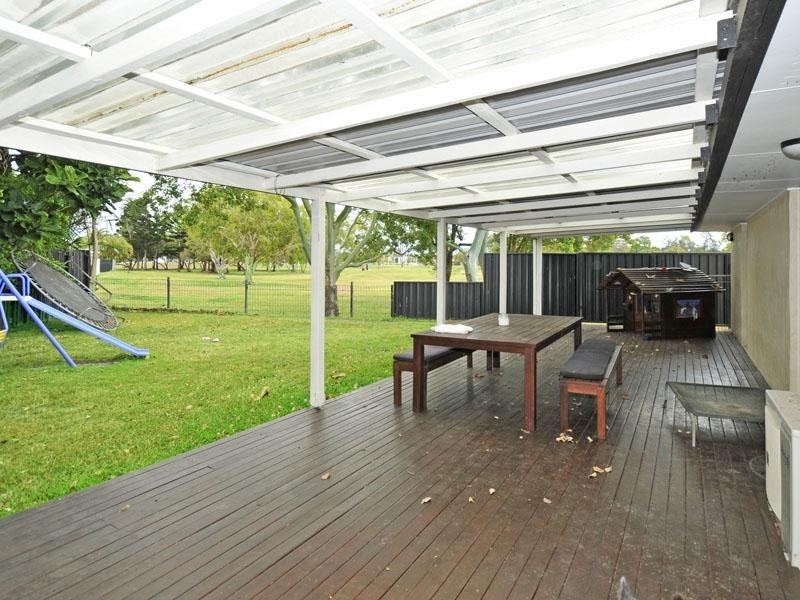 55 Sailaway Street, Mermaid Waters QLD 4218