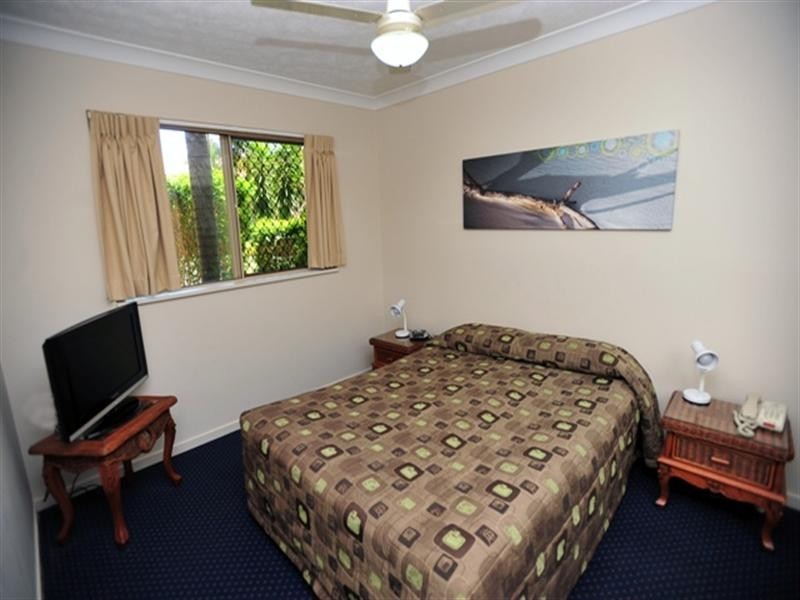 Apartment 5 ‘Turtle Beach Resort’, 2342 Gold Coast Highway, Mermaid Beach QLD 4218