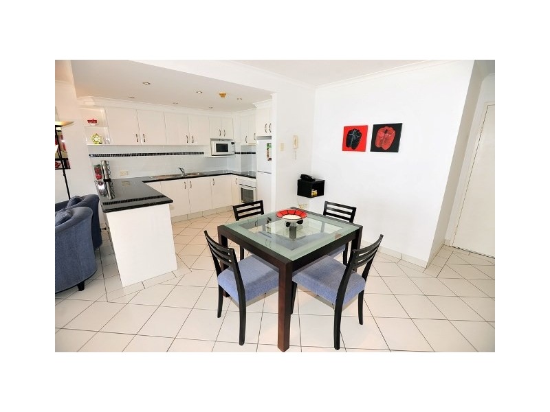 14-02 ‘South Pacific Plaza’ 157 Old Burleigh Road, Broadbeach QLD 4218