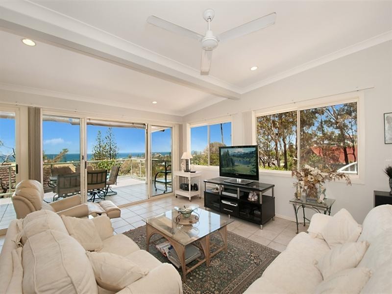 55 Wyberba Street, Tugun QLD 4224