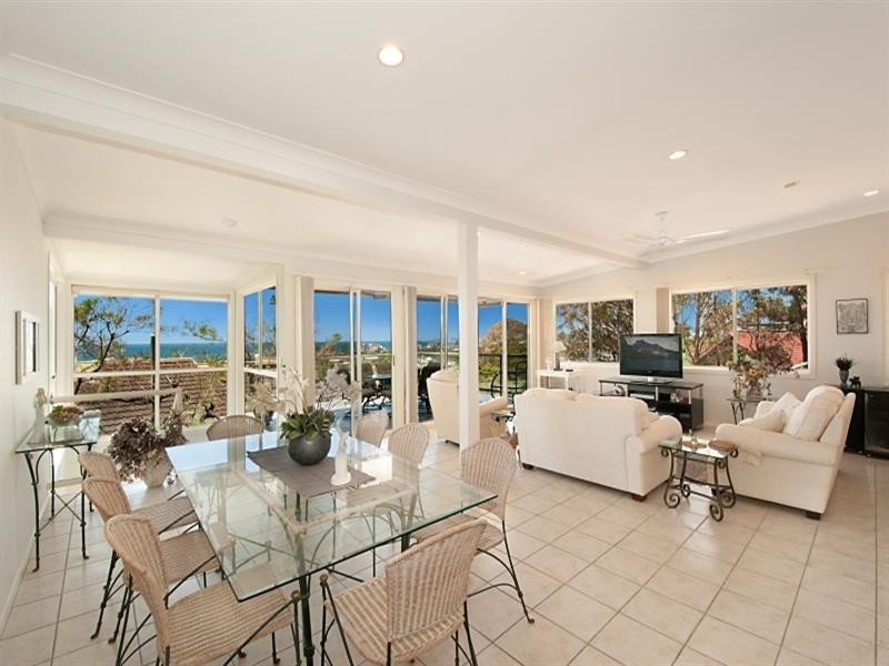55 Wyberba Street, Tugun QLD 4224