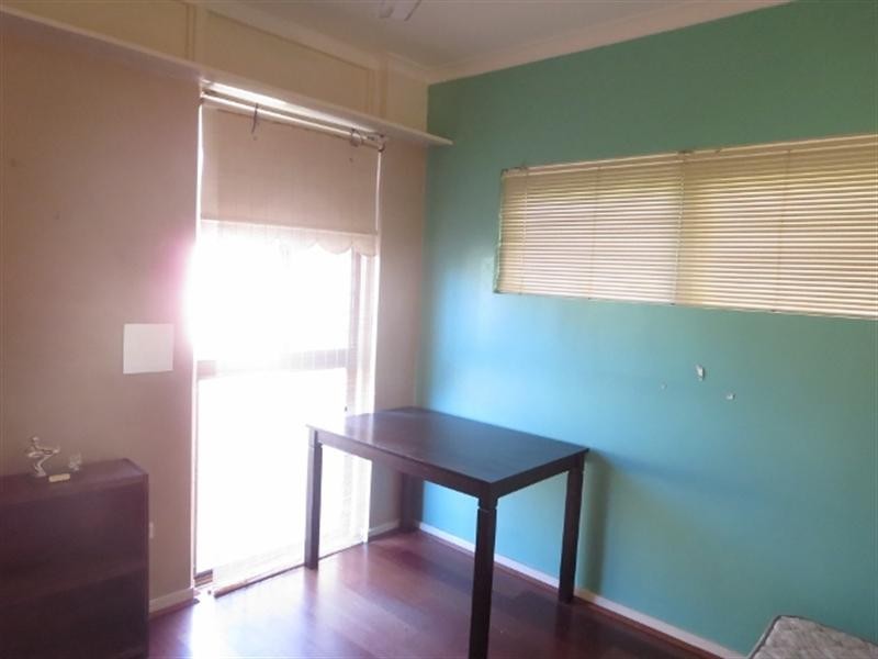 27 Dudley Street, Mermaid Beach QLD 4218