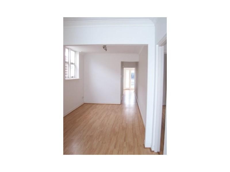 2/166 Jefferson Lane, Palm Beach QLD 4221