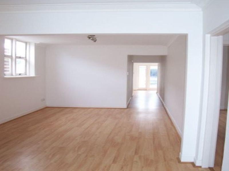 2/166 Jefferson Lane, Palm Beach QLD 4221