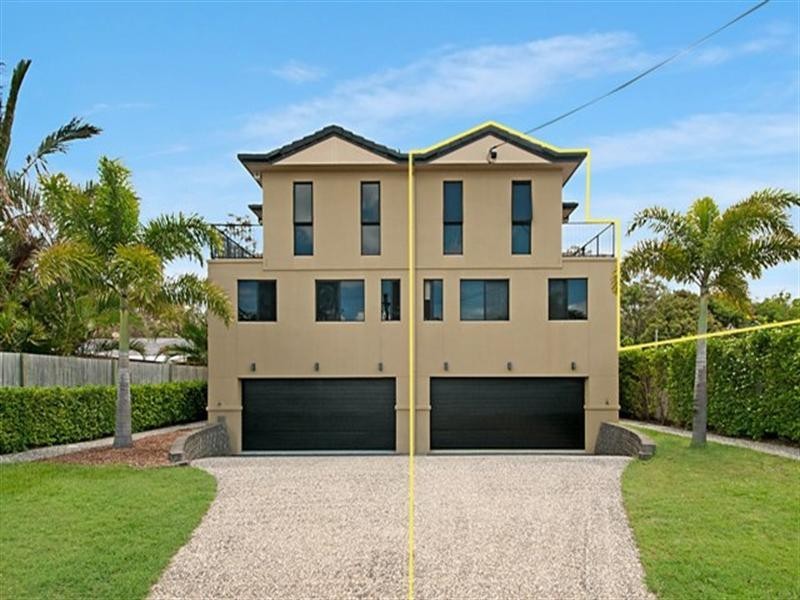 74b Dolphin Avenue, Mermaid Beach QLD 4218