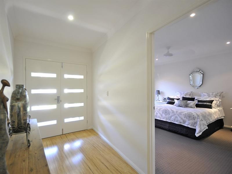 54 Saffron Street, Elanora QLD 4221