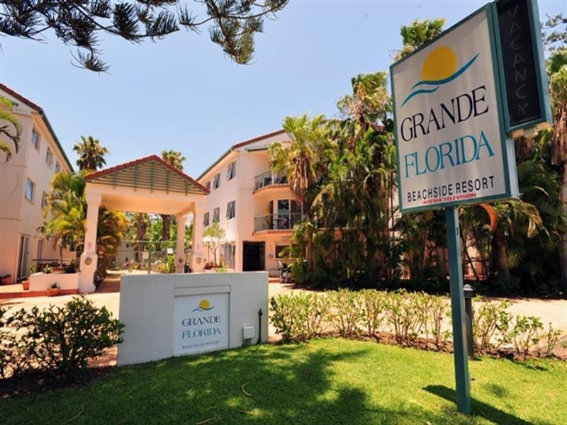 Apartment 77 ‘Grande Florida’, 7 Redondo Avenue, Miami QLD 4220