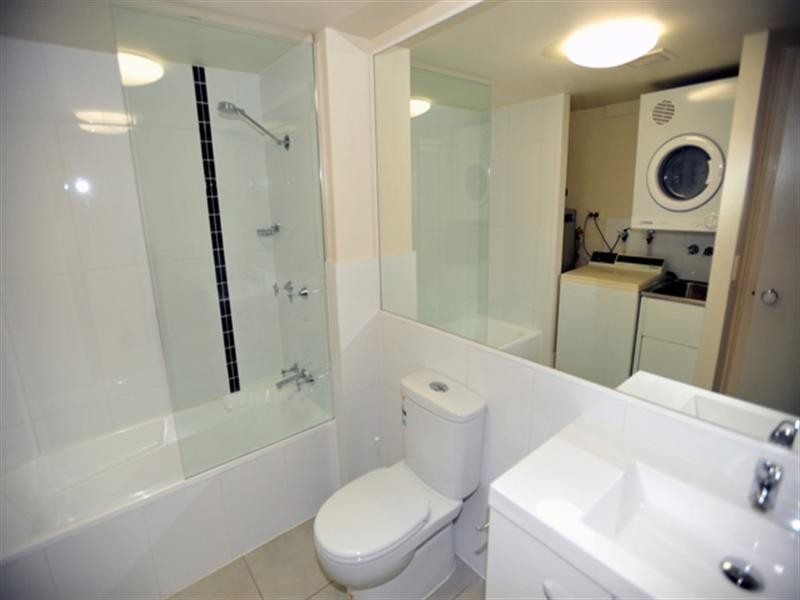 Apartment 77 ‘Grande Florida’, 7 Redondo Avenue, Miami QLD 4220