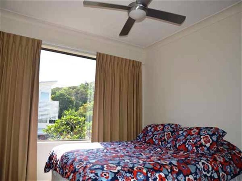 211/98 Marine Parade ” Sandrift Apartments”, Miami QLD 4220