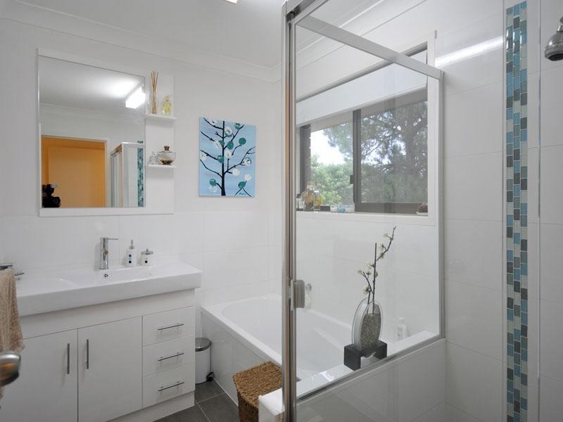 42 Bob Barnard Drive, Tugun QLD 4224