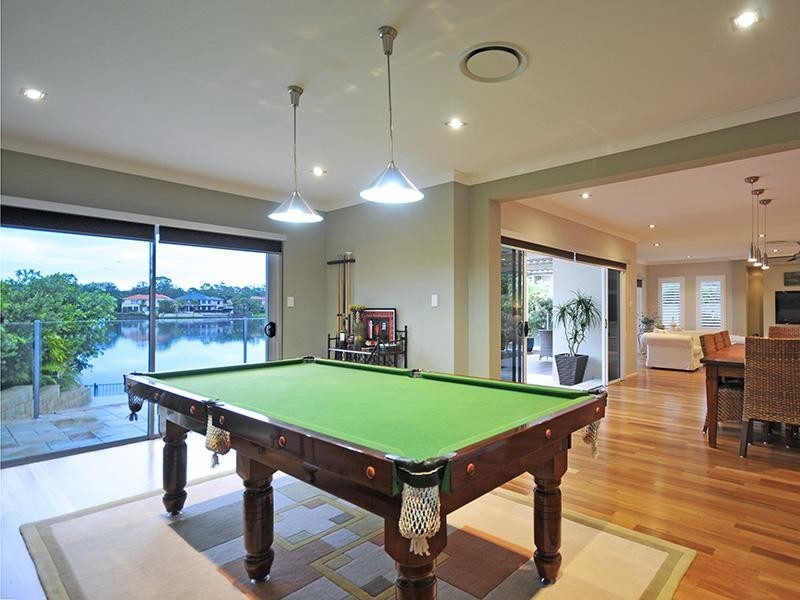 7 “Surfers Waters” 40 Cotlew Street East, Southport QLD 4215