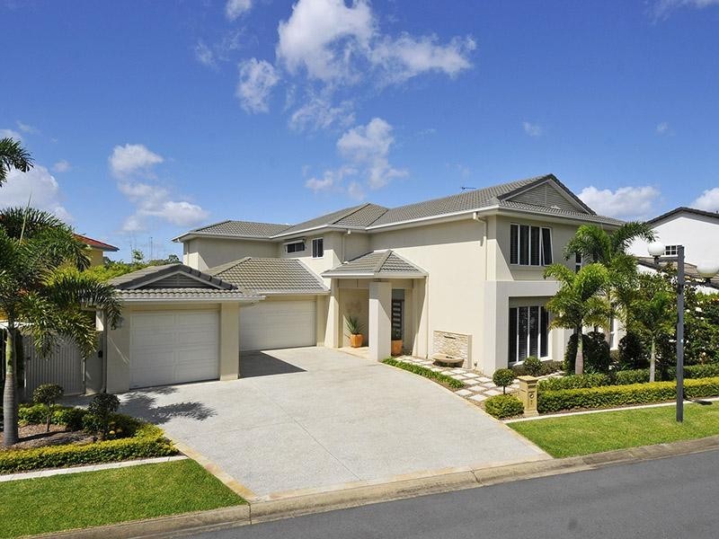 7 “Surfers Waters” 40 Cotlew Street East, Southport QLD 4215