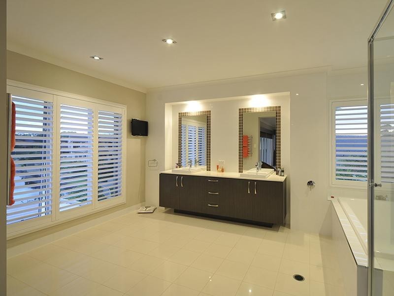 7 “Surfers Waters” 40 Cotlew Street East, Southport QLD 4215