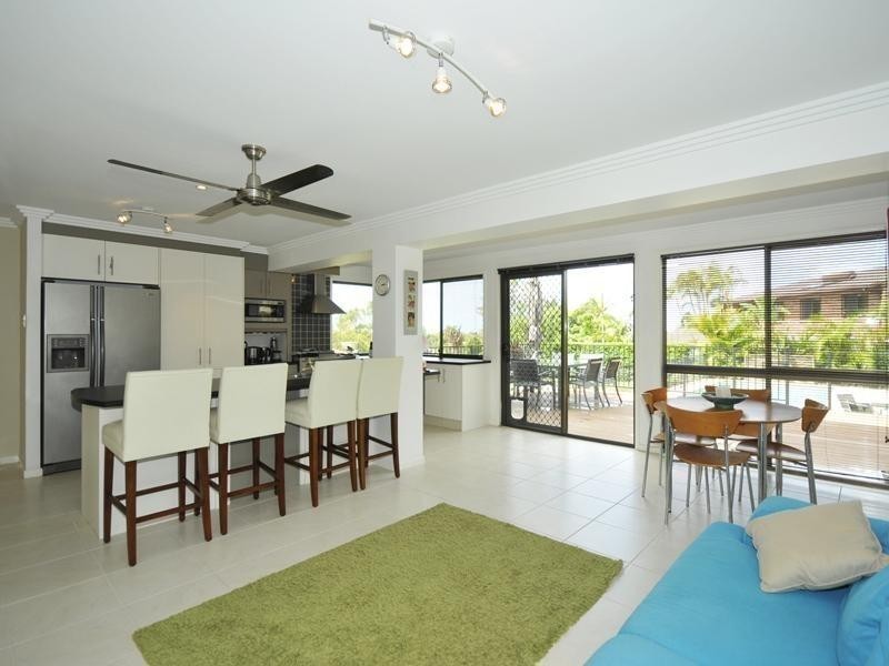 3 Crest Drive, Elanora QLD 4221