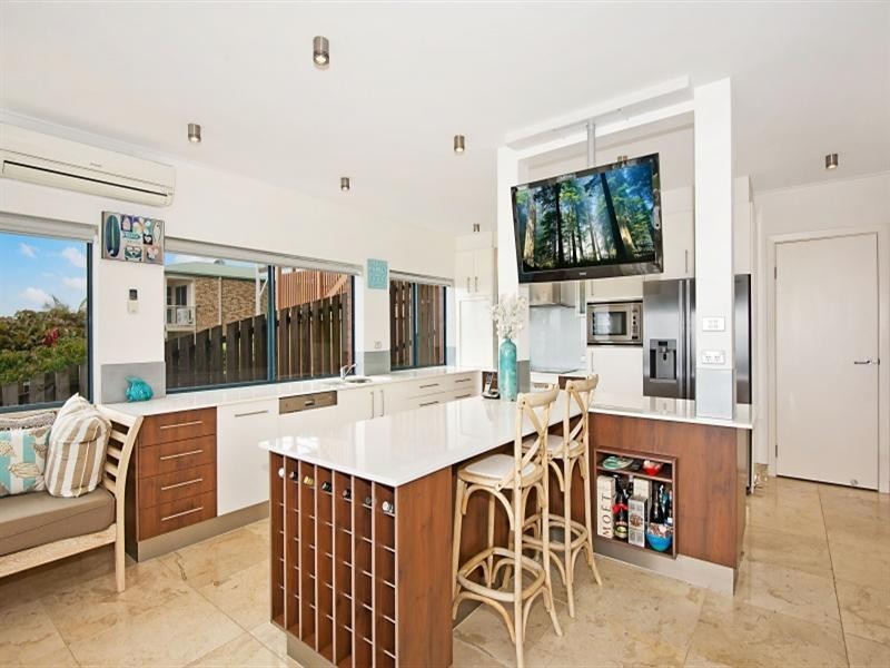 2/29 Woodgee Street, Currumbin QLD 4223