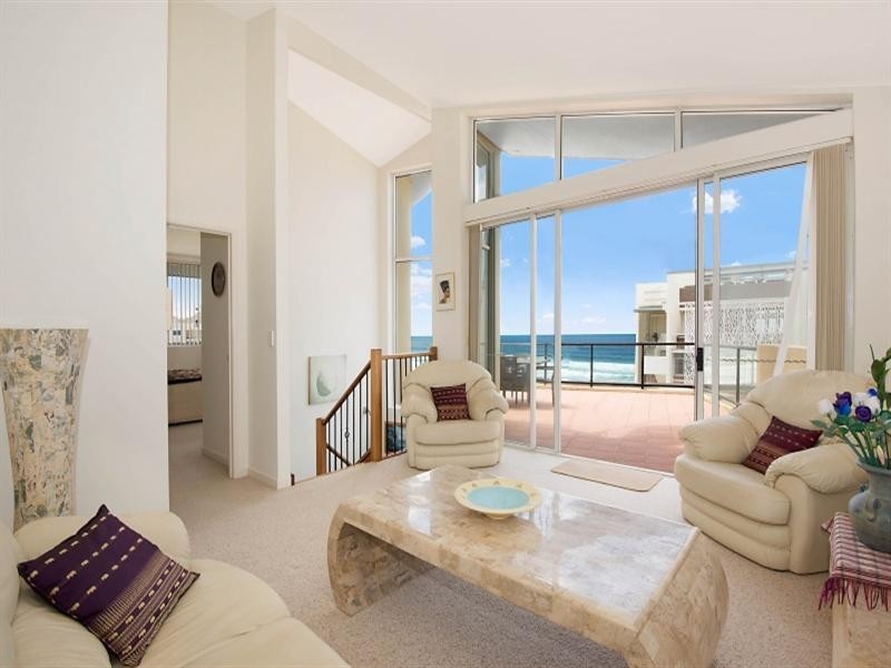 5/3 Twenty-Seventh Avenue, Palm Beach QLD 4221