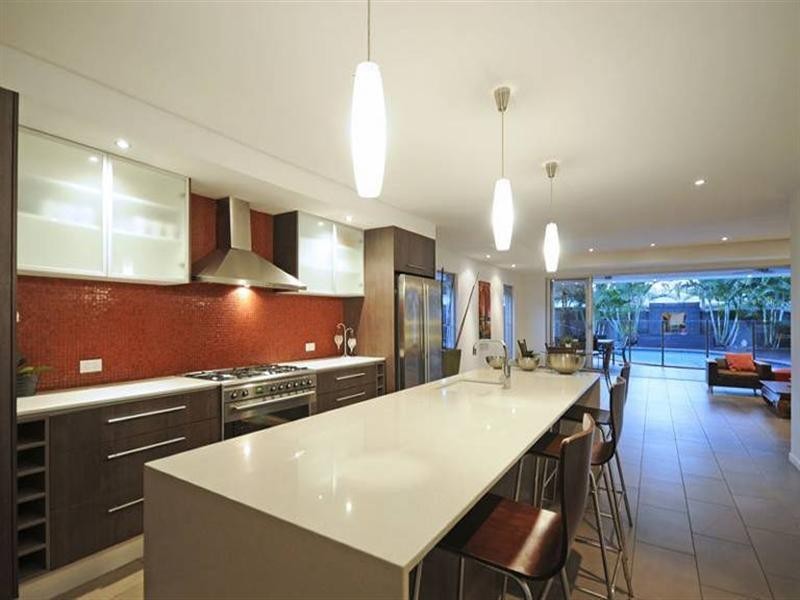 9 Bardon Avenue, Miami QLD 4220