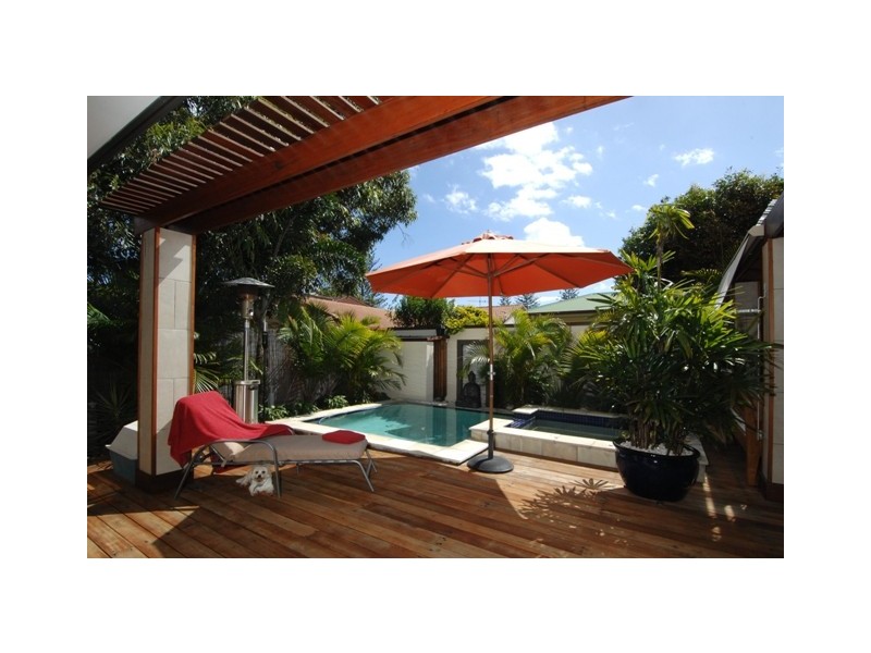 35 Alfred Street, Mermaid Beach QLD 4218