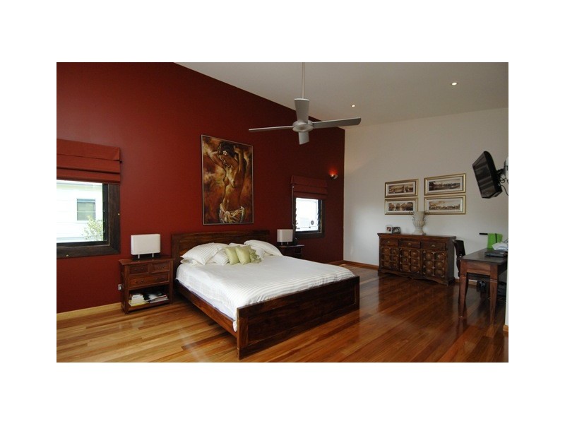 35 Alfred Street, Mermaid Beach QLD 4218